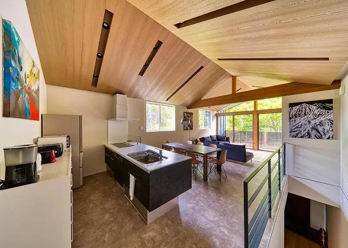 Grey Wolf Chalet By Hakuba White Fox Company