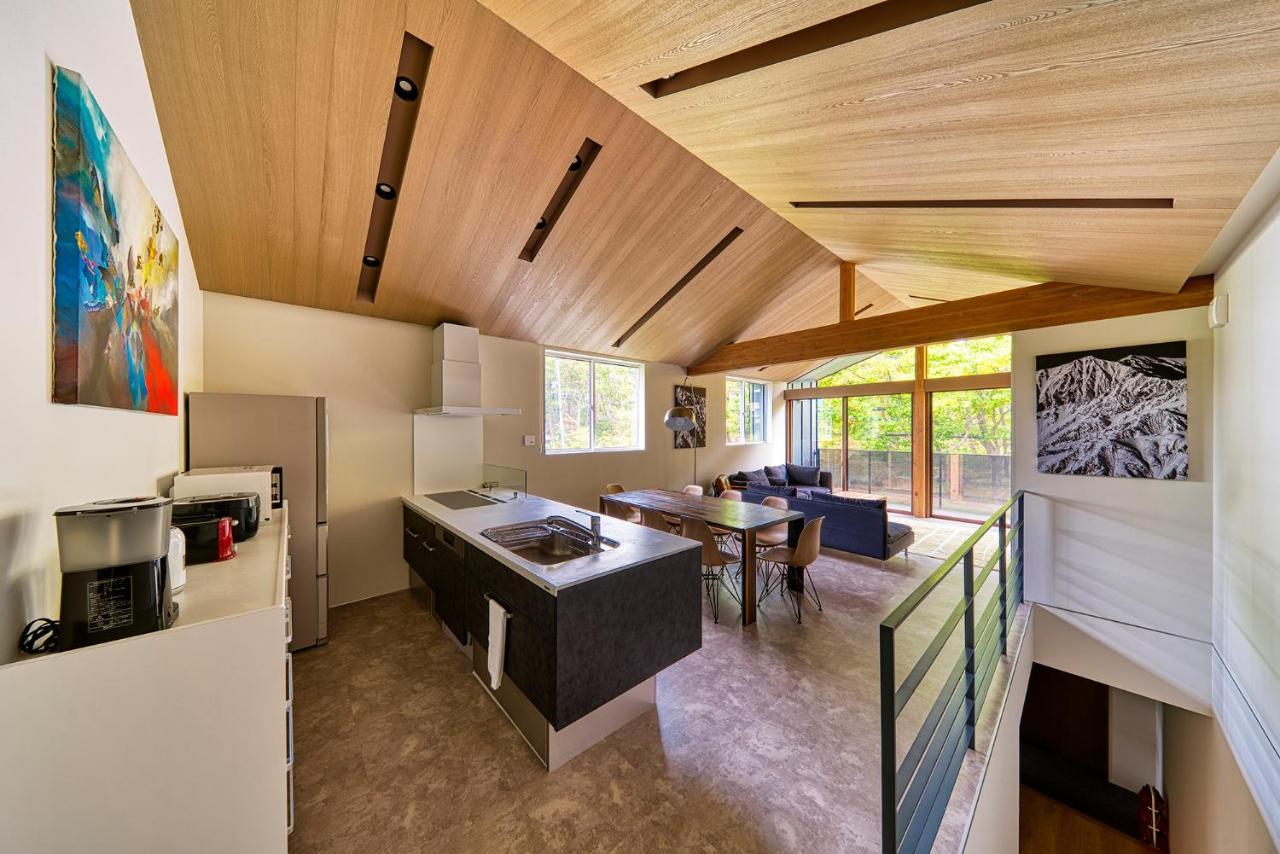 Grey Wolf By White Fox Company Chalet Hakuba